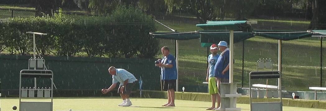 Counting Heads: After the initial flush of enthusiasm, the number of games being contested in the Lithgow City Men’s Bowling Club’s singles championship has dwindled to a trickle.