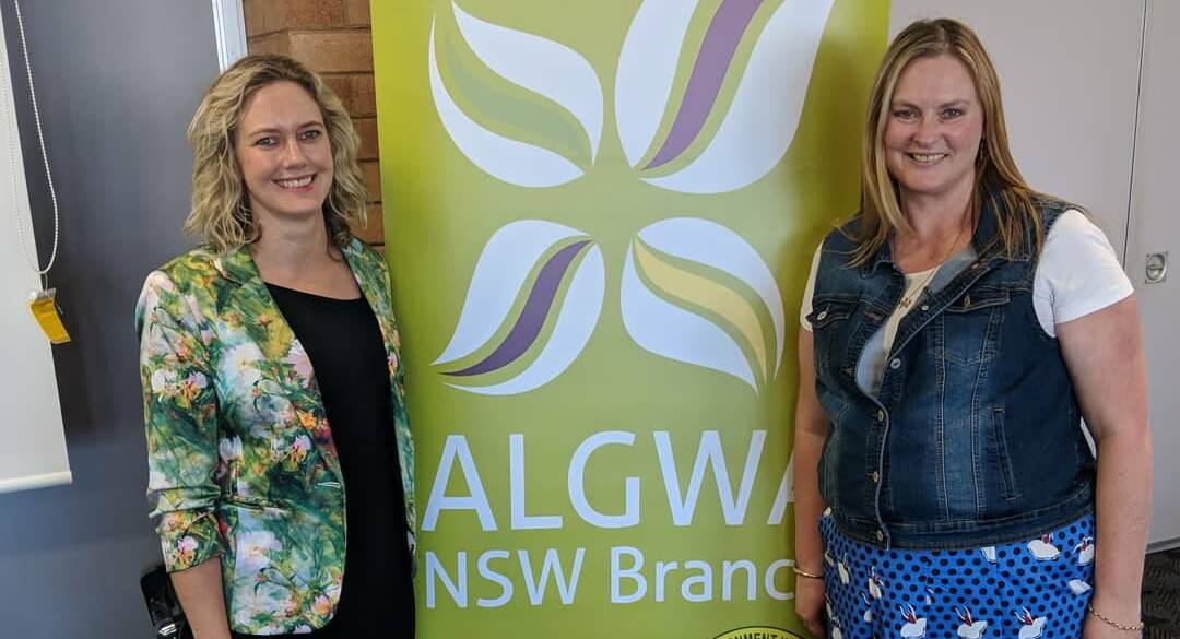 ENCOURAGING: MC of the ALGWA conference Anna Daniels and councillor CR Coleman. Picture: SUPPLIED. 