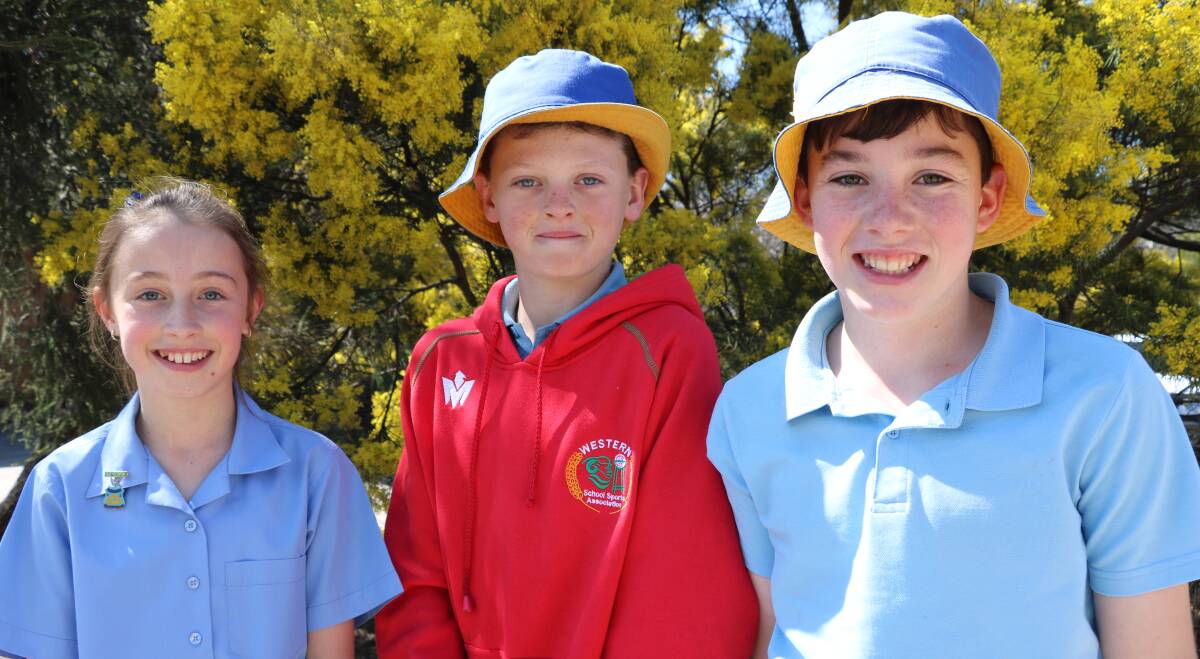 STATE ATHLETICS REPRESENTATIVES: Lithgow Public School's Emily Healey, Tyrran Sheehan and Angus Clues.