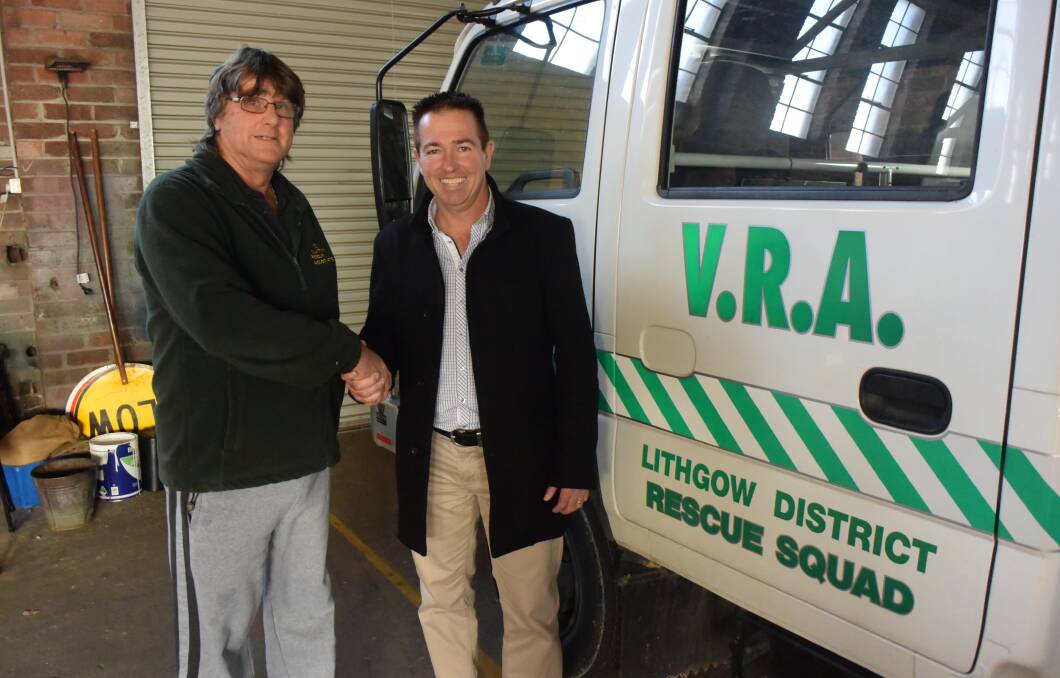 Lithgow Volunteer Rescue Association captain Ian Bennett and Member for Bathurst Paul Toole. Picture: HOSEA LUY