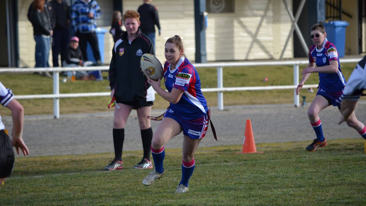 WARRIETTES IN FORM: Charlee Drury in action against the Lithgow Bears last weekend. They continued their great form against CSU Blue on Saturday. Picture: JANETTE REDDING. 