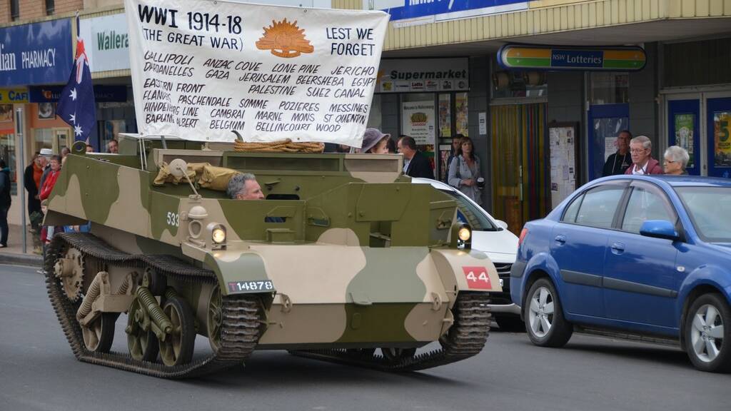 ANZAC Day across the Lithgow region. To order a photo from the Lithgow Mercury galleries call 6352 2700 or drop into the office during business hours. For a small fee the Lithgow Mercury can email you the photo of your choice.