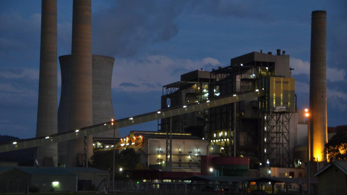 LIGHTS OUT: It’s twilight time for Wallerawang power station after more than 50 years’ full-time service. Photo: LEN ASHWORTH 033114wang