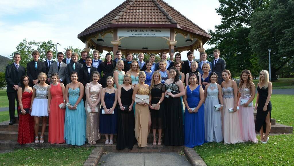 La Salle's 2015 Year 10 class said farewell to the junior years of the high school education with their recent formal.