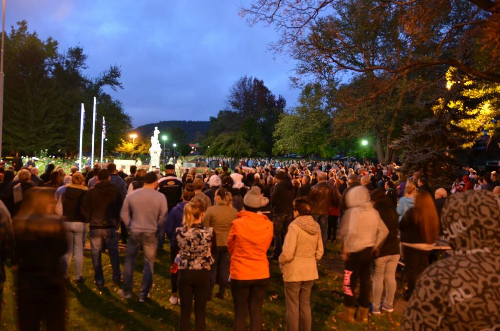 From the dawn service to the mid morning march and service, residents turned out in large numbers to pay their respects on Anzac Day 2016.