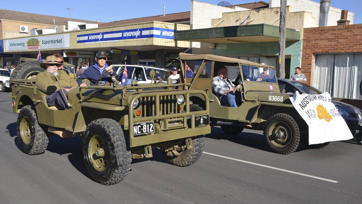 WALLERAWANG ANZAC DAY: A couple of WWII Jeeps in the march