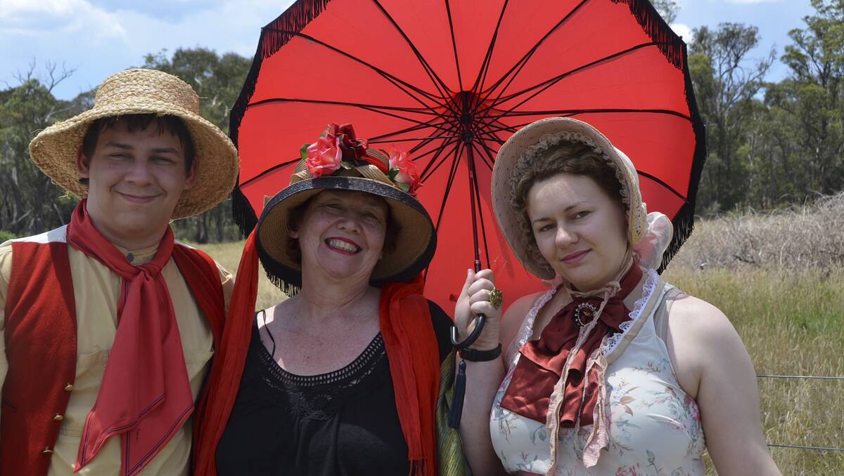 Wendy Blaxland, (centre) from Wahroonga, is a direct descendant of Gregory Blaxland — ‘just add five greats before grandfather’. Next down the family tree are her son Thomas Blaxland Ashby and daughter Eleanor Blaxland Ashby. Wendy, a professional writer, is writing a play for the bicentenary. Below, “we’ve made it as far as Hartley so that’ll do for now!” The explorers and their convict helpers, their pack horse