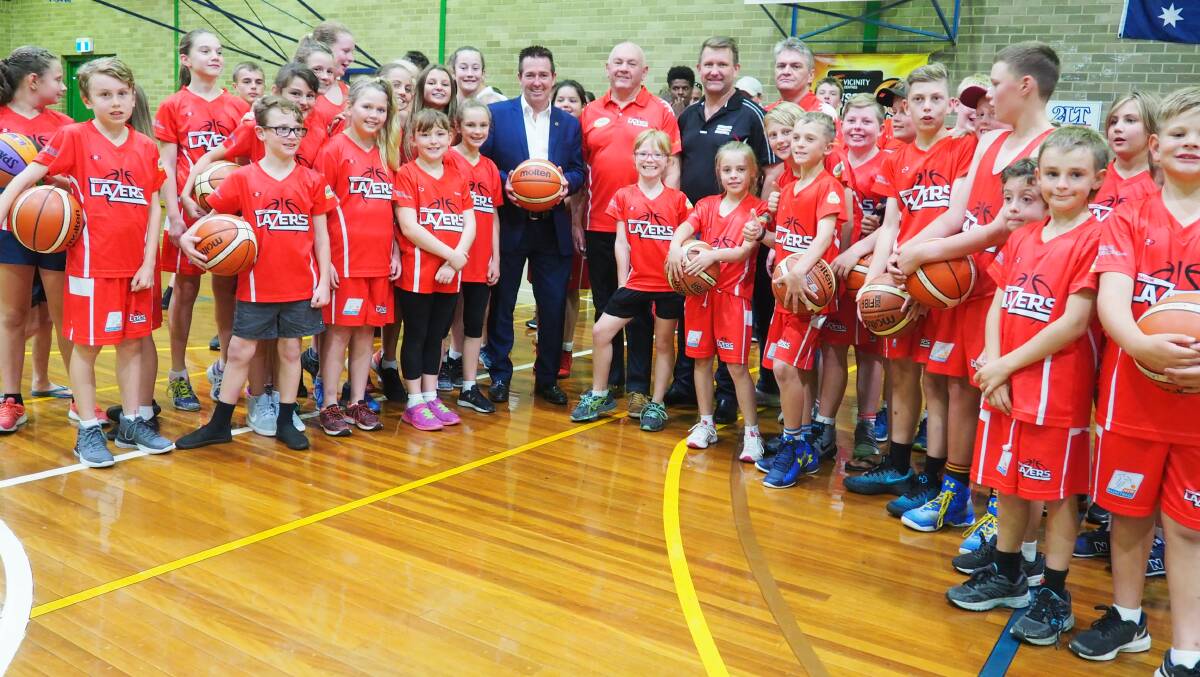 ACTIVE KIDS: Bathurst MP Paul Toole is urging everyone who is eligible to
make the most of the Active Kids program.