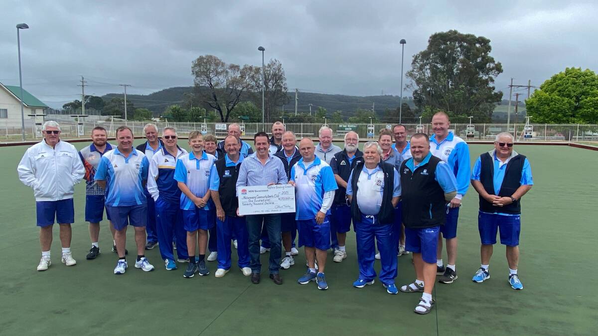 
GREAT NEWS: Member for Bathurst Paul Toole, centre, at the Wallerawang Community and Sports Club announcing funding of $170,000 for a new synthetic bowling green.