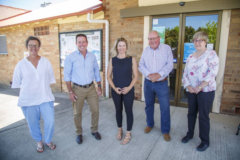 FUNDING: Councillor Deanna Goodsell, Paul Toole MP, LINC manager Lydia Commins, Mayor Ray Thompson and LINC community hub manager Leanne Walding. Photo: SUPPLIED 