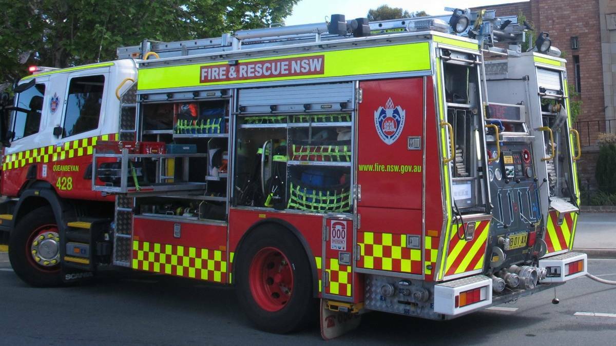 Favourable conditions aid Lithgow firefighters in controlling blaze