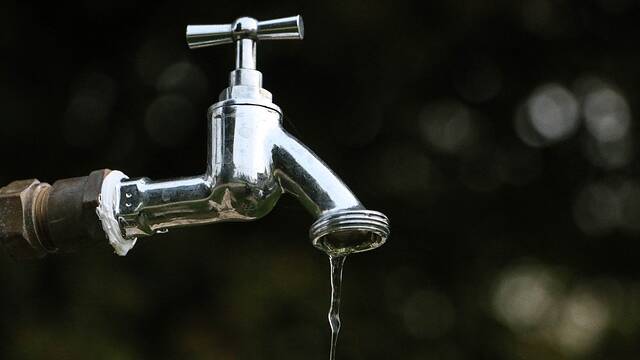 WATER: Drought-affected farmers who live in the LGA will be eligible to collect water at half-price. Picture: FILE IMAGE