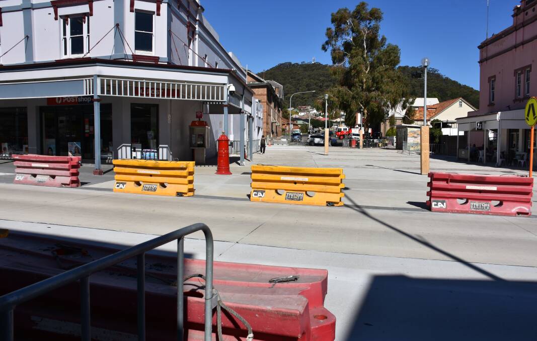 IN THE SQUARE: Lithgow's revitalisation at Cook Plaza as of Monday. Picture: PHOEBE MOLONEY. 