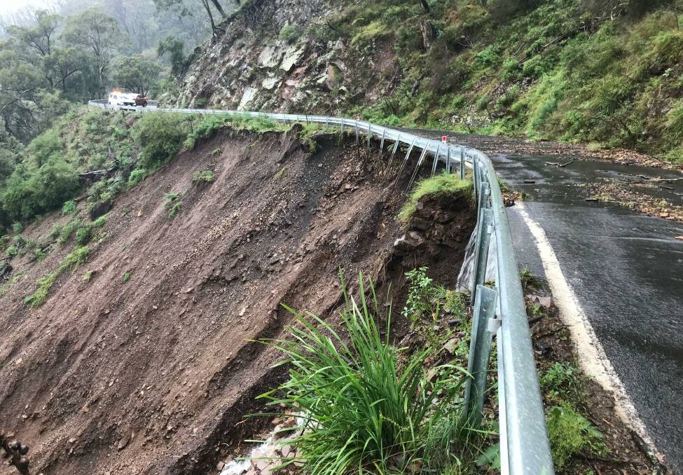 Landslides closed Jenolan Caves access roads in March 2021.
