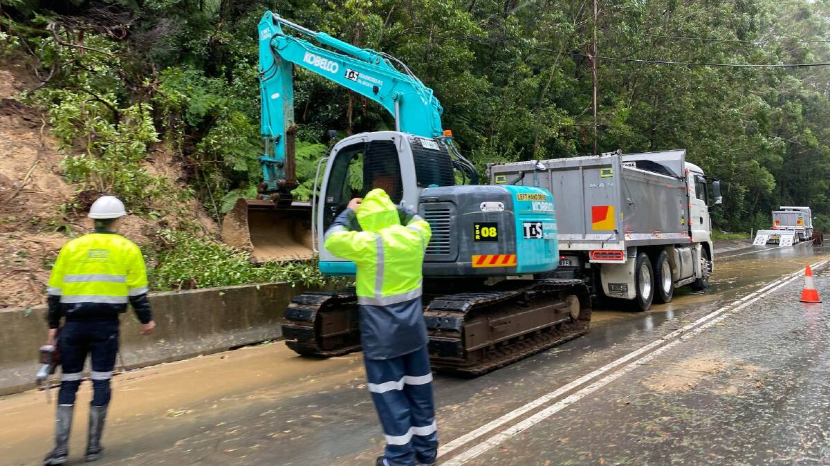 CLEARANCE: Work has begun to assess and repair the damage to Bells Line of Road. Photo: HAWKESBURY CITY COUNCIL