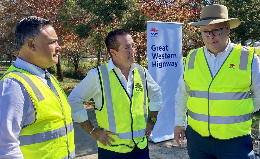TUNNEL VISION: Deputy Premier John Barilaro, Regional Roads Minister Paul Toole and Transport for NSW western region director Alistair Lunn on Monday.