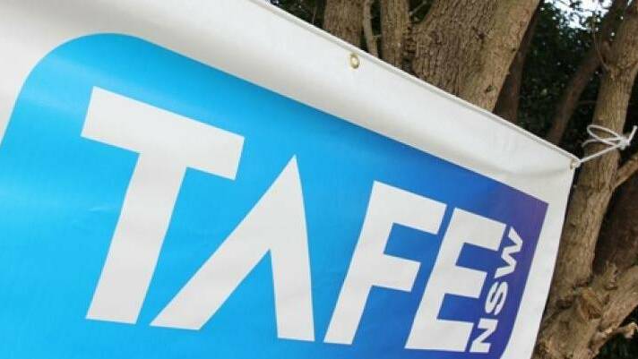 NSW Coalition follows Labor in promising more free TAFE courses
