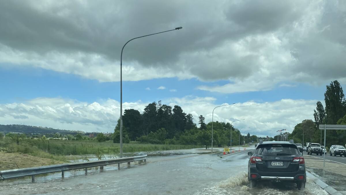 The Great Western Highway near Bunnings at 1pm, west bound lanes. Photo courtesy of Shantel Roberts.