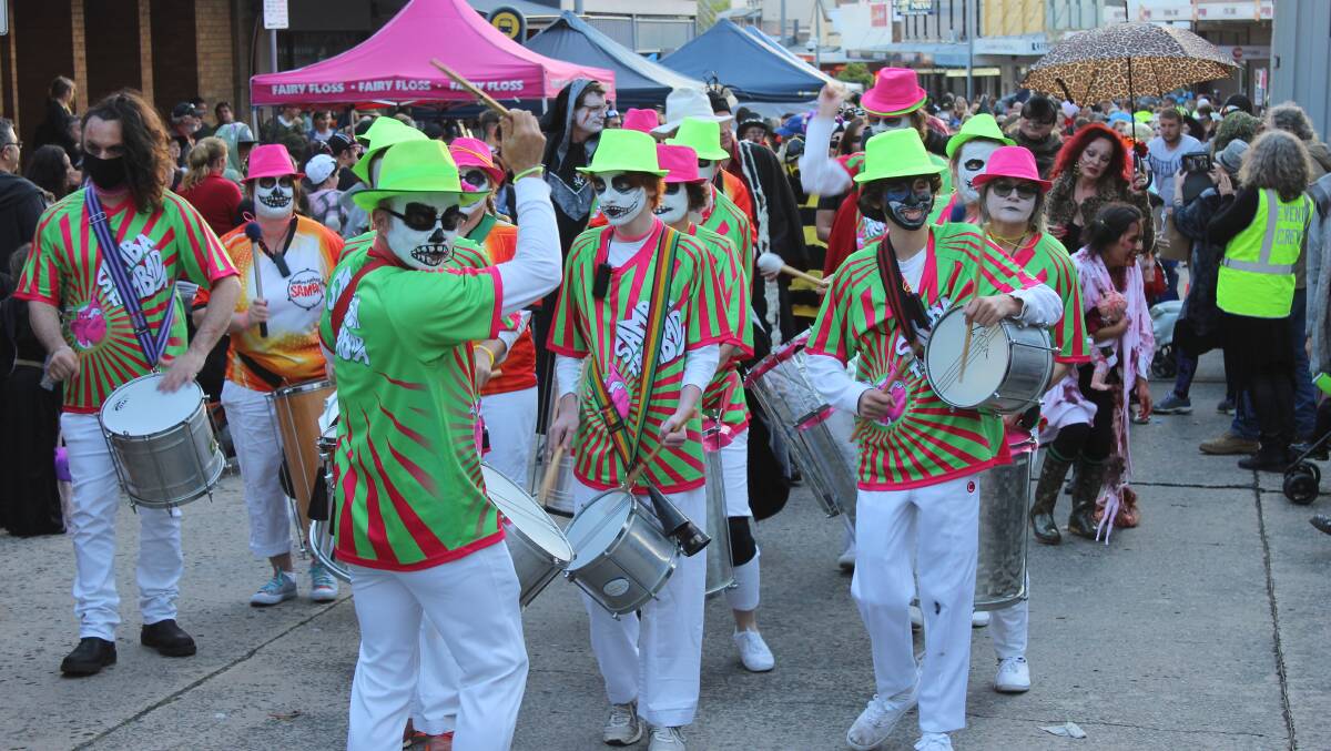 The Samba drumming band Samba Trombada will be back to lead the Lithgow Halloween street parade in 2017.