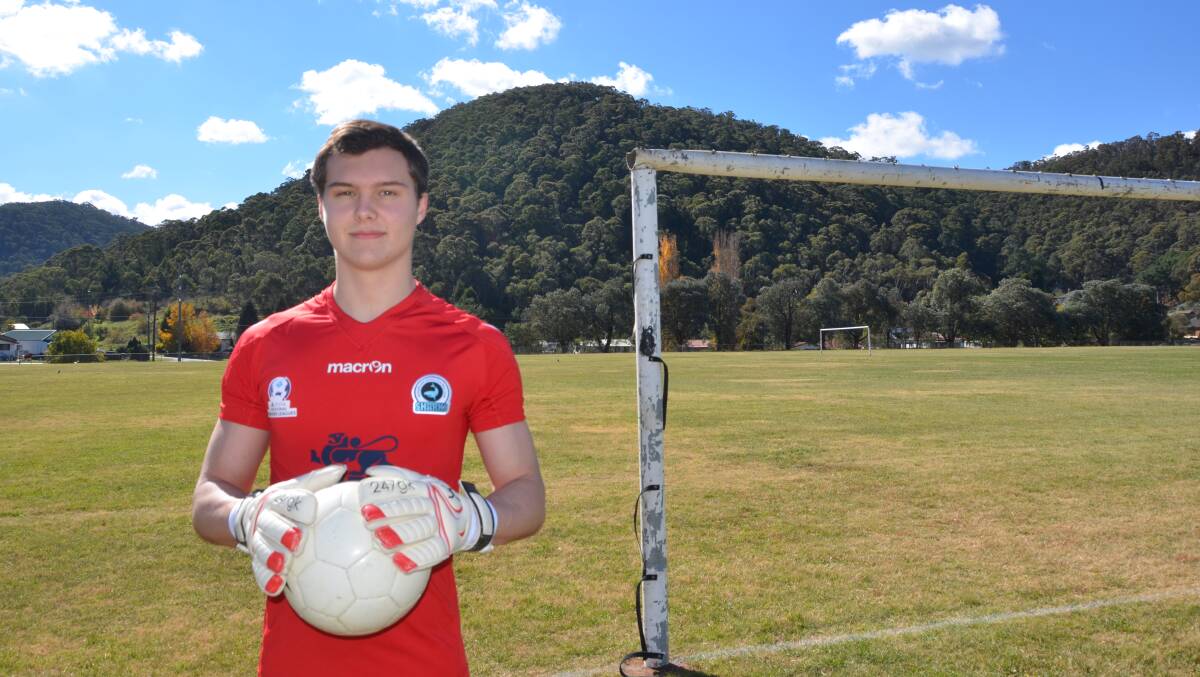 ON THE RISE: Lithgow's Gerard Roebuck is off to St Mary's University in Texas to develop his game and study for the next four years. Picture: HOSEA LUY