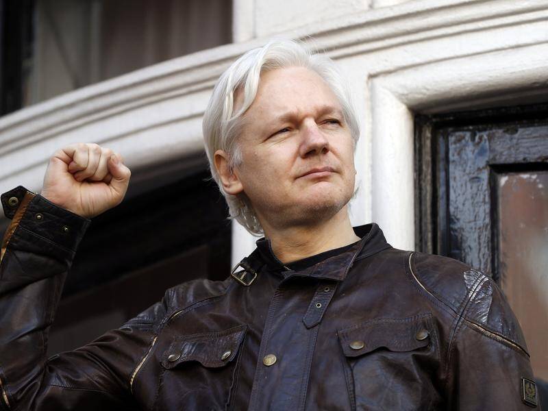 Wikileaks founder Julian Assange has had his Ecuadorian citizenship revoked by a court in Quito.