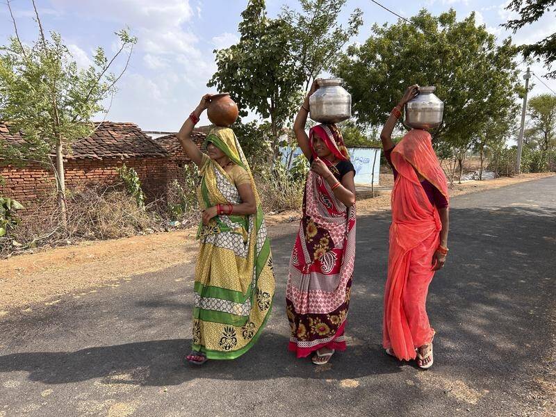 More than 100 people have died in India as a heatwave sends temperatures soaring into the mid-40s. Picture by AAP