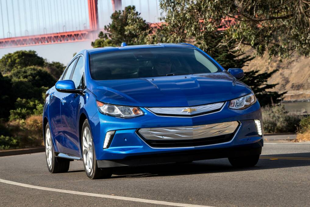 GM not going all-in with electric cars after all, plans plug-in hybrids
