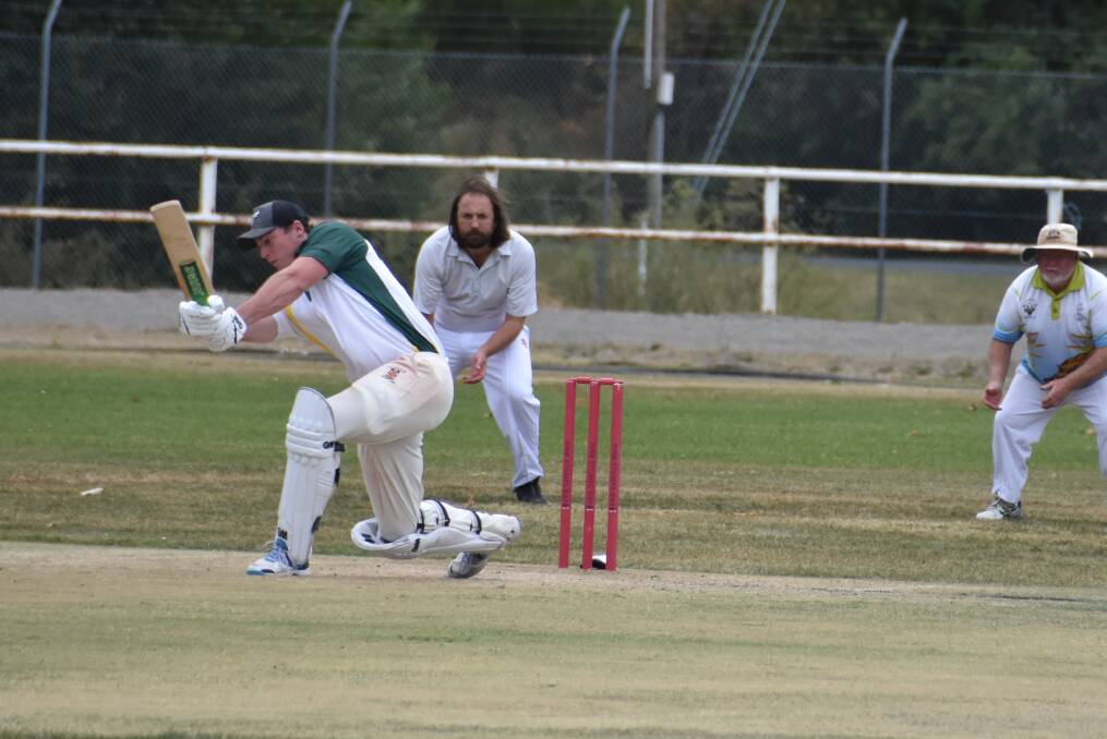 WHO WILL WIN?: Valley 1's Nick Miller with the bat during the semi-final against Lithgow Hotel. Picture: KIRSTY HORTON. 