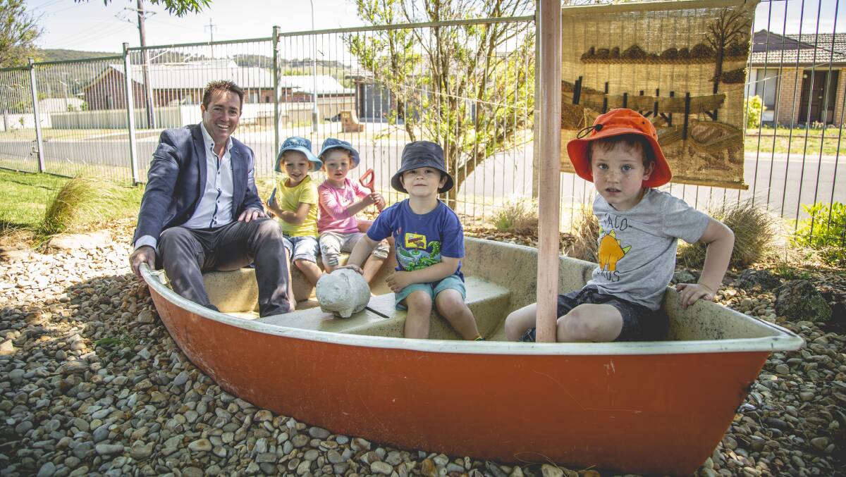 Bathurst MP Paul Toole with some of Pied Piper Preschool's students. 