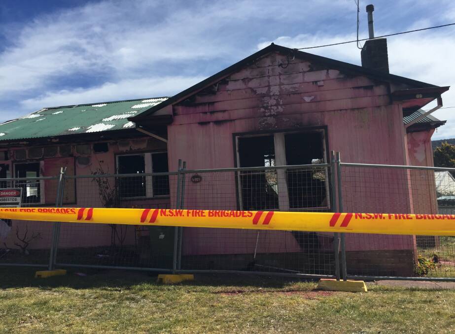 HOME DESTROYED: The Andrew Street home in Bowenfels which was destroyed by fire on Saturday night. Picture: KIRSTY HORTON. 