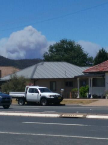 Smoke goes up behind Wallerawang from the Gospers Mountain fire. Picture: SUPPLIED. 