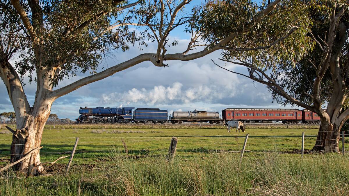 Historic engines to stop at Lithgow as part of "slow travel" movement