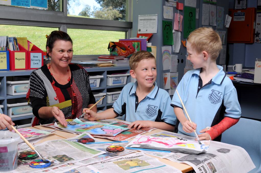 MISSED: Ms Fahey with students Lowan Francis and Saxon West. Picture courtesy of Wallerawang Public School.