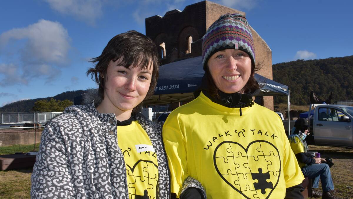 Asha Finn and Tracie Hunt at Walk 'n' Talk Lithgow in June. Picture: KIRSTY HORTON. 