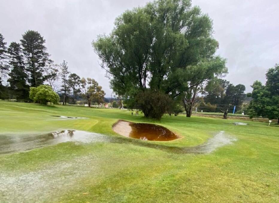 Lithgow Golf Course (now reopened) in late November when the course became flooded. Photo: Facebook/Lithgow Golf Club