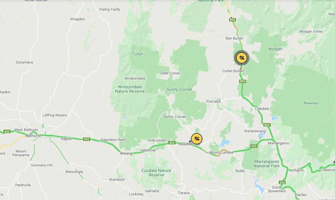 CRASH SCENE: The locations of the two car crashes on the region's highways. Image: LIVE TRAFFIC