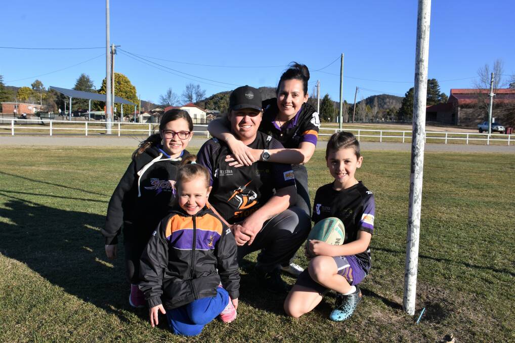 DAD OF THE YEAR: Lithgow Storm's Jonathon Brown (middle) with his wife Ashley and three kids Halle, Lydia and Linc. Picture: ALANNA TOMAZIN.