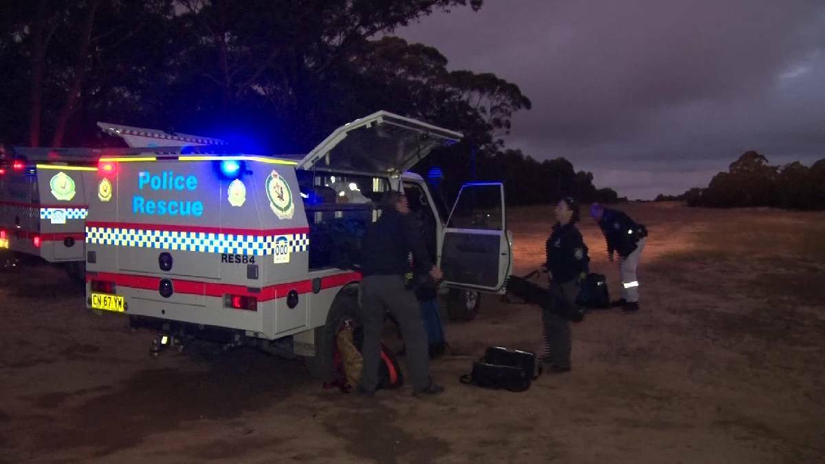 Two bushwalkers have been rescued.