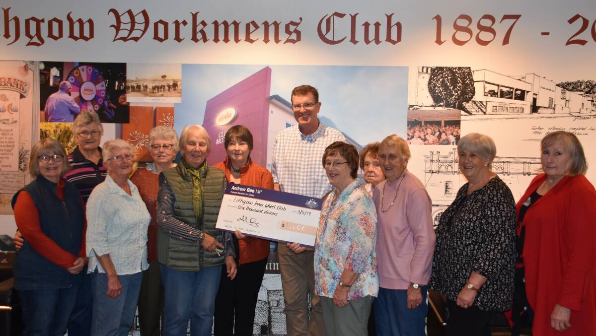CLUB FUNDS: Members of the Lithgow Inner Wheel Club with Federal member for Calare Andrew Gee and their $1000 cheque. Picture: ALANNA TOMAZIN.