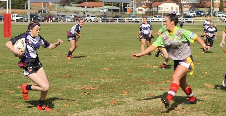 LEAGUE TAG: Bears winger Jessie Lutschini takes the ball up. Picture: SUPPLIED.