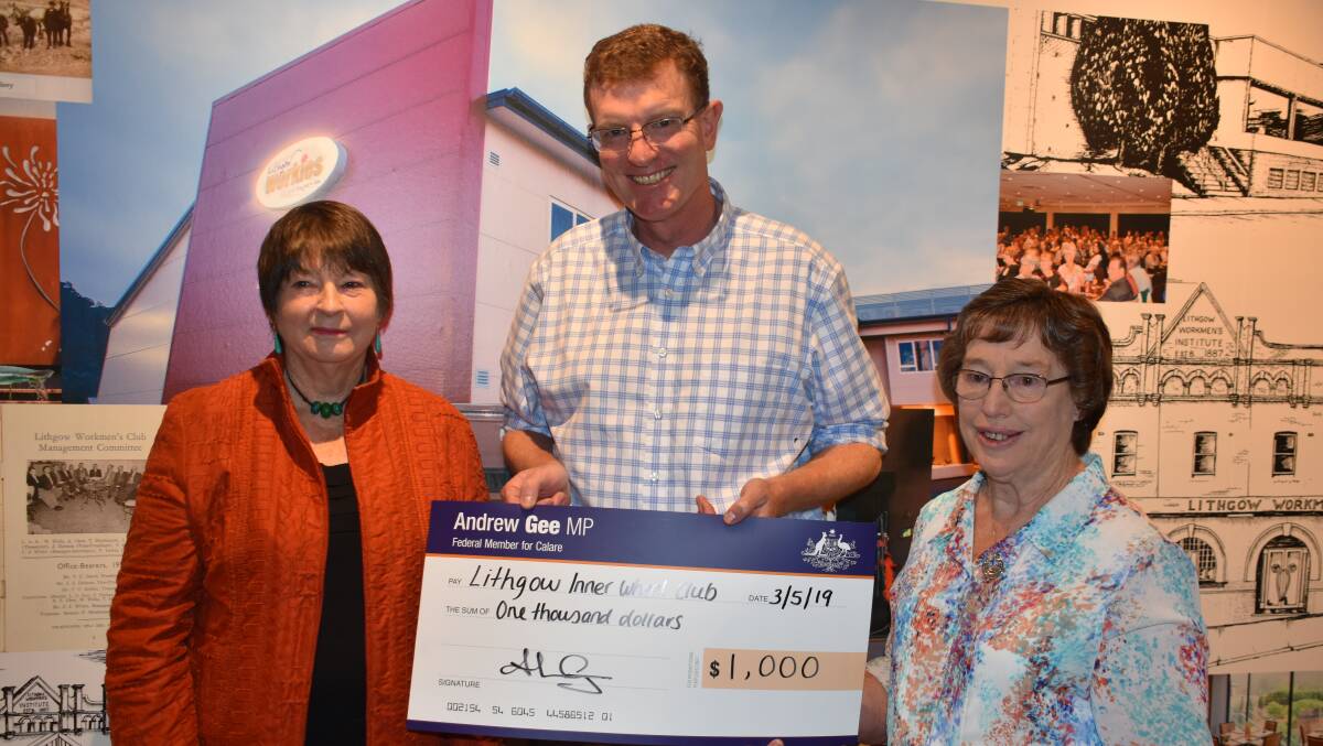 FUNDING: Lithgow Inner Wheel club immediate past president Kaye Preema, Calare MP Andrew Gee and current president Maureen Daskein. Picture: ALANNA TOMAZIN.