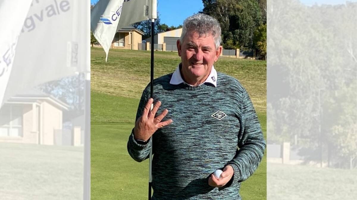 Brian Judge holds up four fingers denoting his four aces. Picture: Supplied
