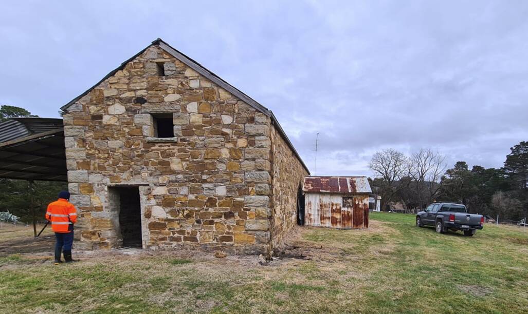 RESTORED: The heritage barn on Skelly Road, Lidsdale. Picture: SUPPLIED