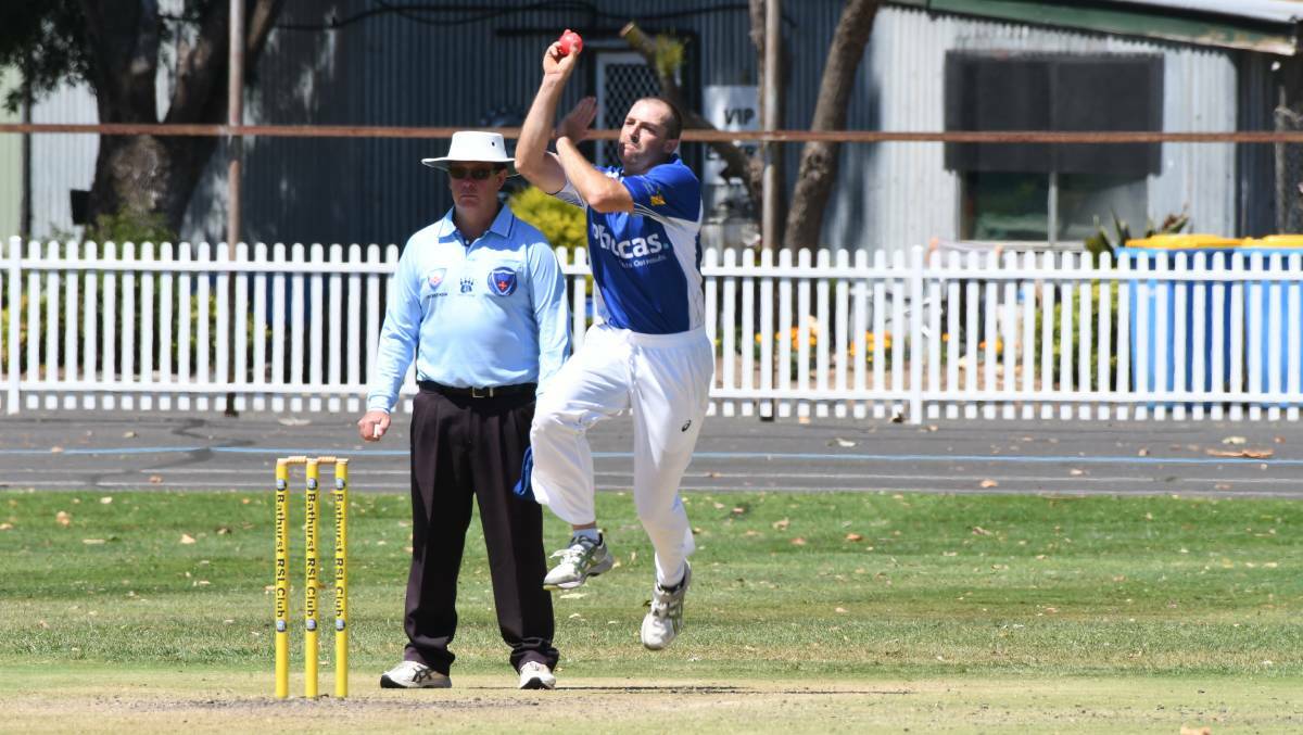 STEAMING IN: Orange skipper Daryl Kennewell will lead the Bluebaggers' bid to win a second Mitchell Twenty20 Cup crown in three seasons later this month. Photo: CHRIS SEABROOK.