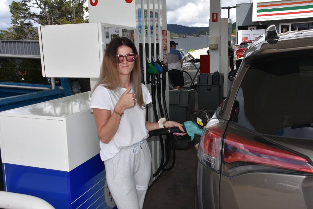 THUMBS UP FOR LOW PRICES: Lithgow resident Natasha McCann is happy about the low price of fuel. Picture: ALANNA TOMAZIN.