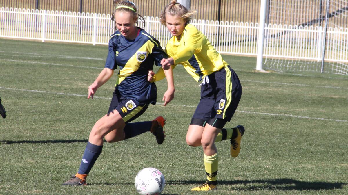 TOP LEVEL: Lithgow's Molly Compton (left) played for the U15s Western NSW Mariners in the 2018 season. Photo: SUPPLIED
 