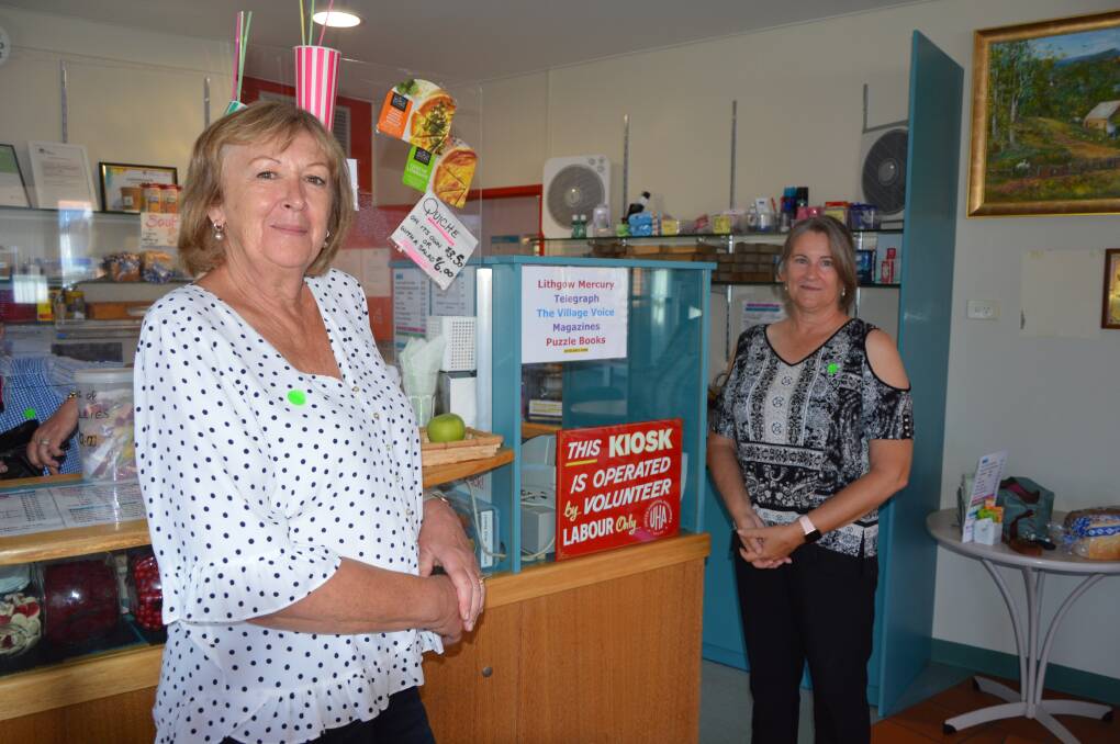 VOLUNTEER SHORTAGE: President Jane Lush-Fenton and vice president Linda Lingard are encouraging more volunteers to join the hospital kiosk. Picture ALANNA TOMAZIN